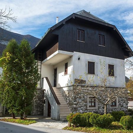 Guest House Vila Korosec ボヴェツ エクステリア 写真